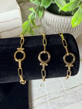 Mint&Lily (3) Gold Chain Link Bracelet with Circular Toggle Detail Jewelry